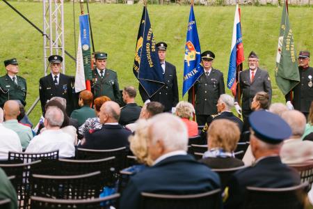 Župan Matej Slapar ob dnevu državnosti »Ko narod stoji odločno, z vero v svoje vrednote in pravice, postane nepremagljiv.«  (35)